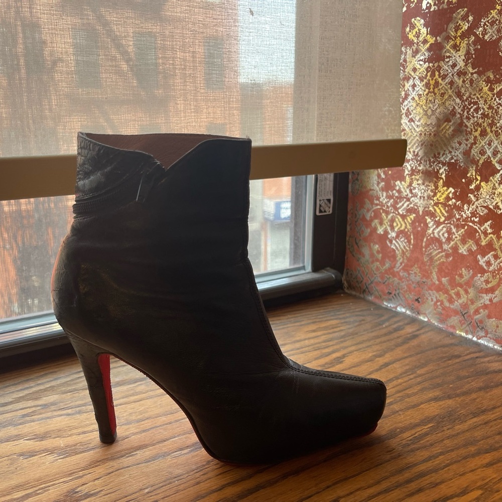 Andre Assous Black Heeled Boots